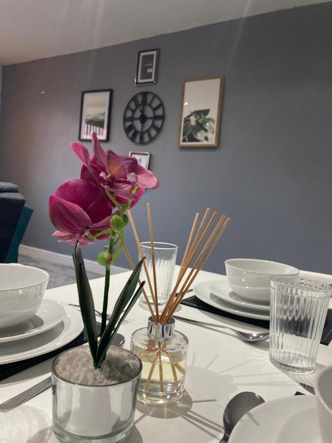 Hilltop Place Suites Near Doncaster Racecourse ภายนอก รูปภาพ