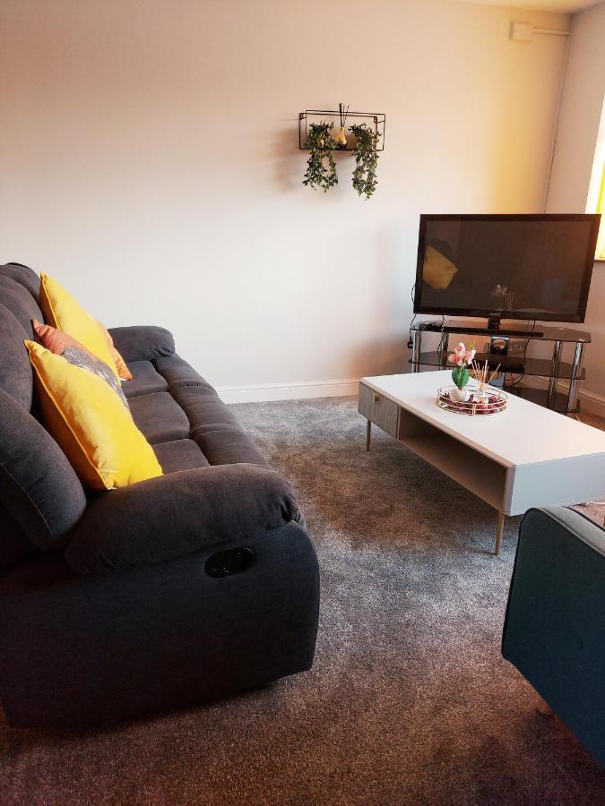 Hilltop Place Suites Near Doncaster Racecourse ภายนอก รูปภาพ