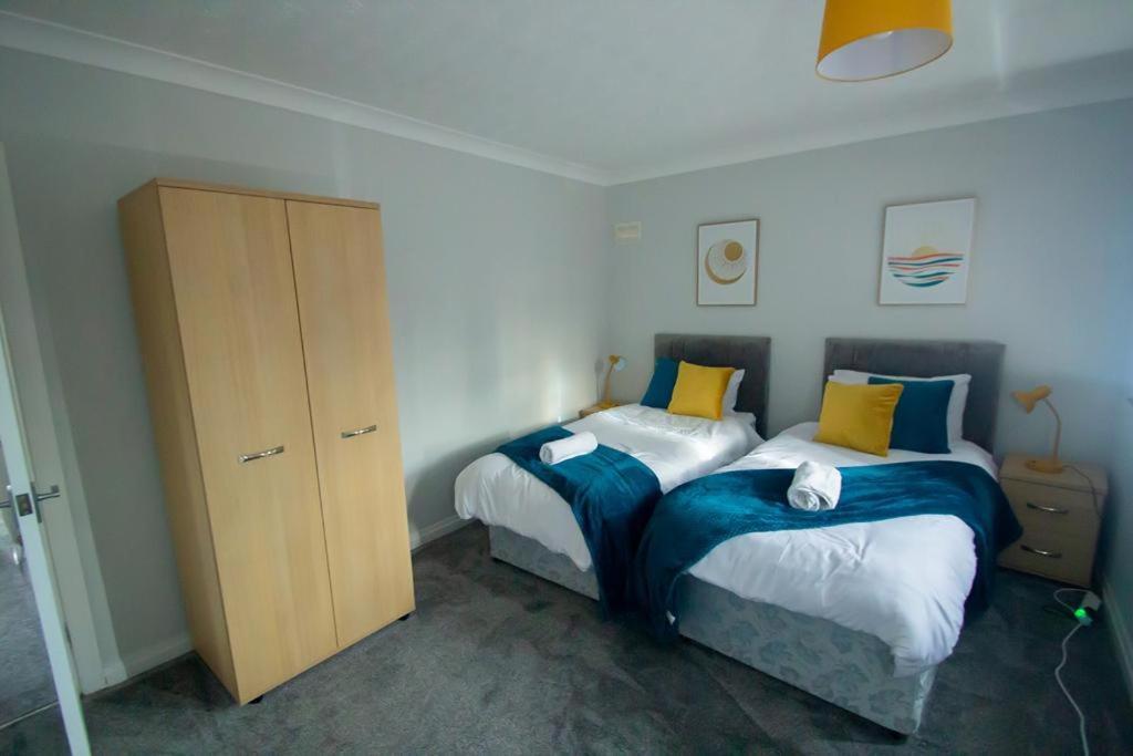 Hilltop Place Suites Near Doncaster Racecourse ภายนอก รูปภาพ
